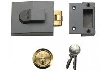 Yale Locks 81 Rollerbolt Nightlatch 60mm Backset DMG Finish Box