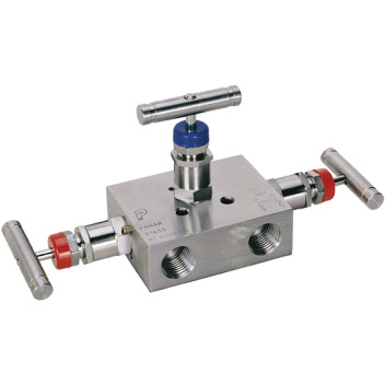 3 VALVE MANIFOLD PIPE TO PIPE 1/2\" NPT
