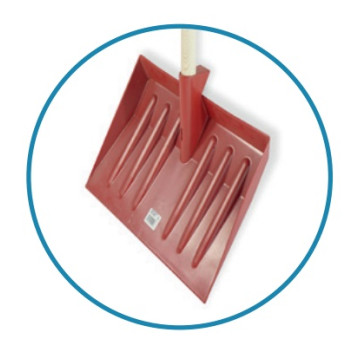Snow Scoop c/w Wooden Handle 20.301H2